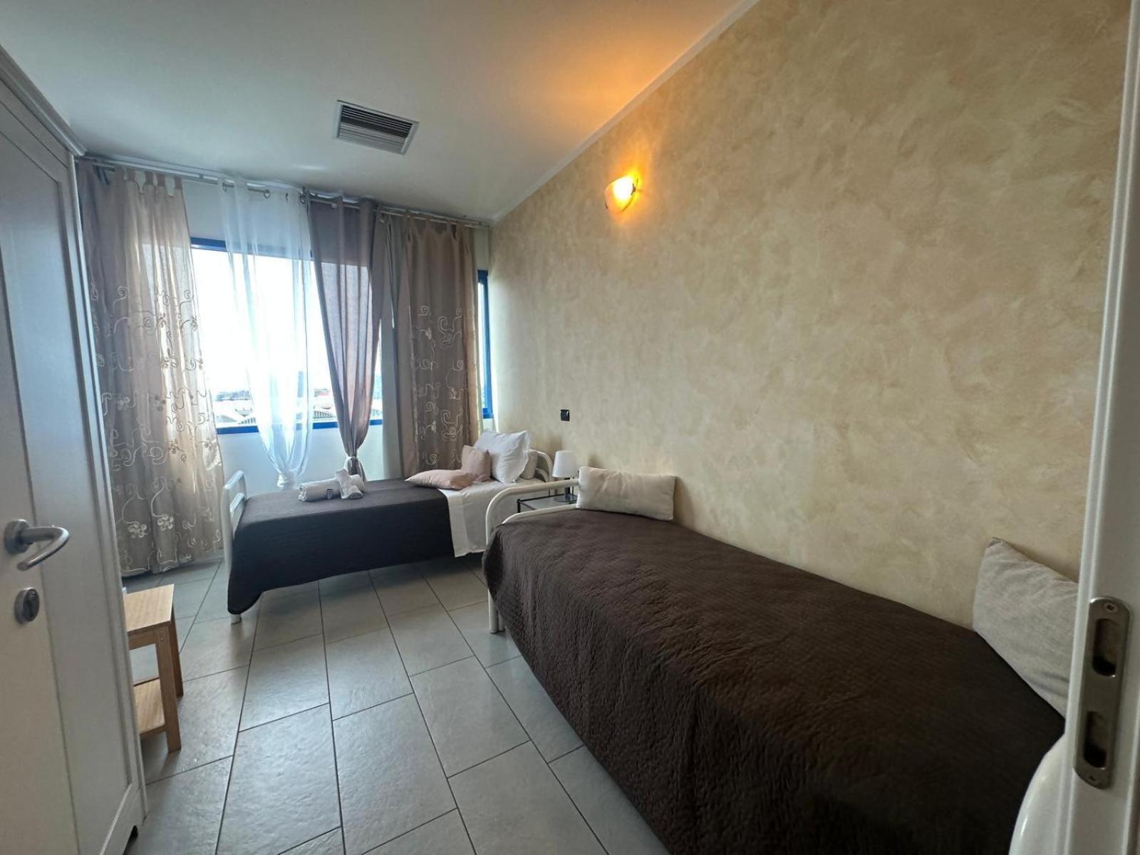 Main Street Verona Fiera Destiny Home 11 Екстериор снимка