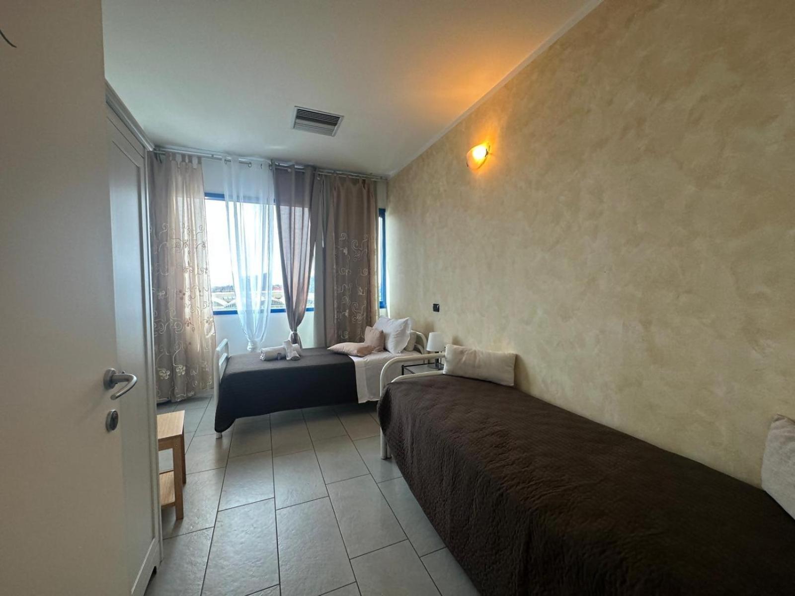 Main Street Verona Fiera Destiny Home 11 Екстериор снимка